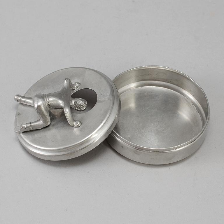 A pewter box by Widerholm & Dahlberg, Eskilstuna, Sweden. 1930/40s.