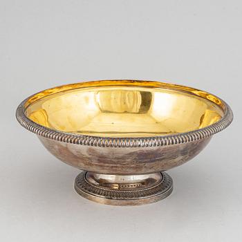 A russian parcel-gilt silver bowl, mark of  Carl Johan Tegelsten, assay master Dimitry Tverskoy, St Petersburg 1846.