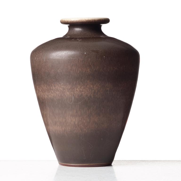 Berndt Friberg, a stoneware vase, Gustavsberg studio, Sweden 1965.