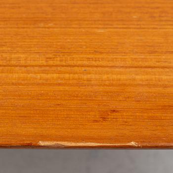 Tove & Edvard Kindt-Larsen, coffee table, Seffle furniture factory, 1960s.