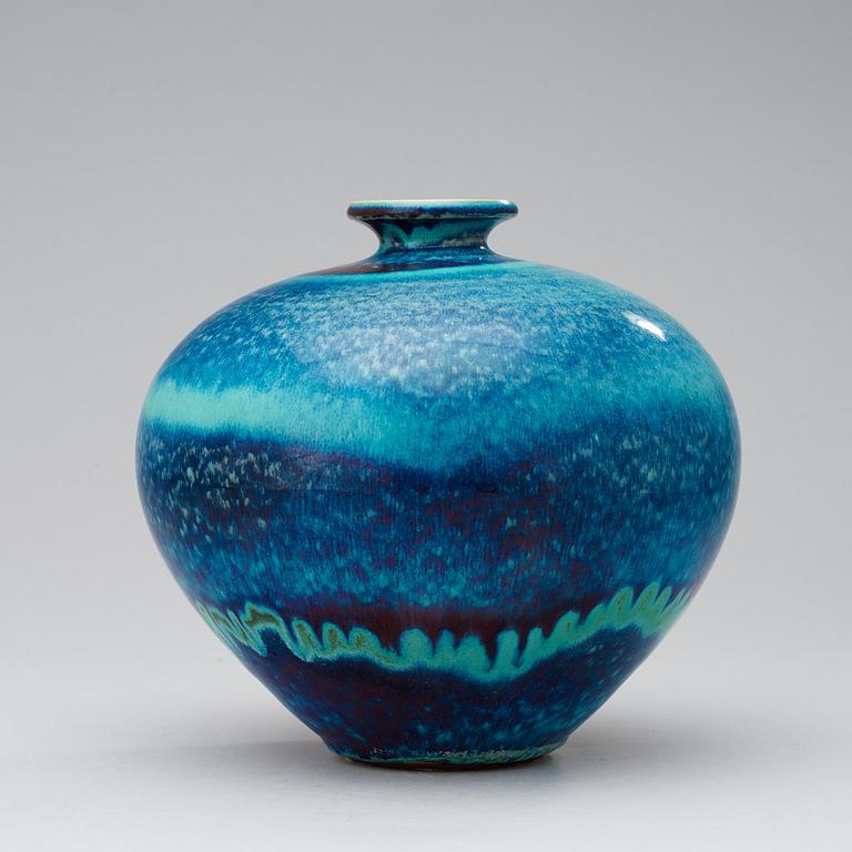 A Berndt Friberg stoneware vase, Gustavsberg Studio 1978.