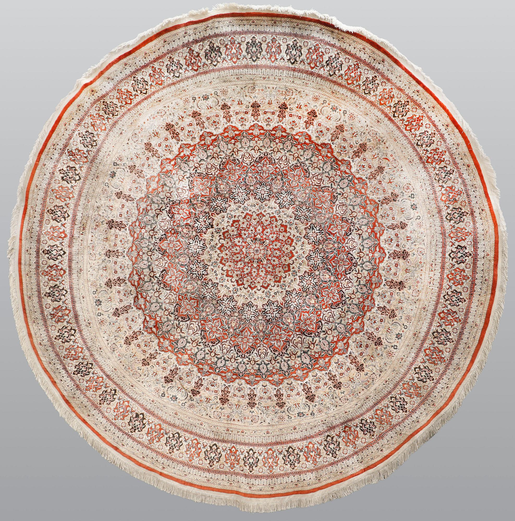 Carpet, Oriental, silk, diameter 256 cm.