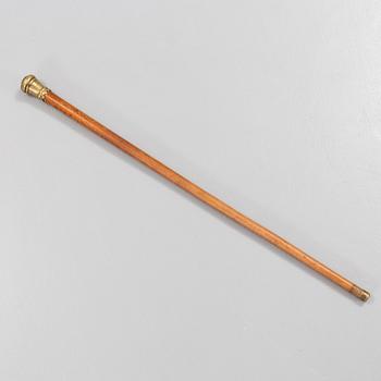 AN 18TH CENTURY WALKING STICK.