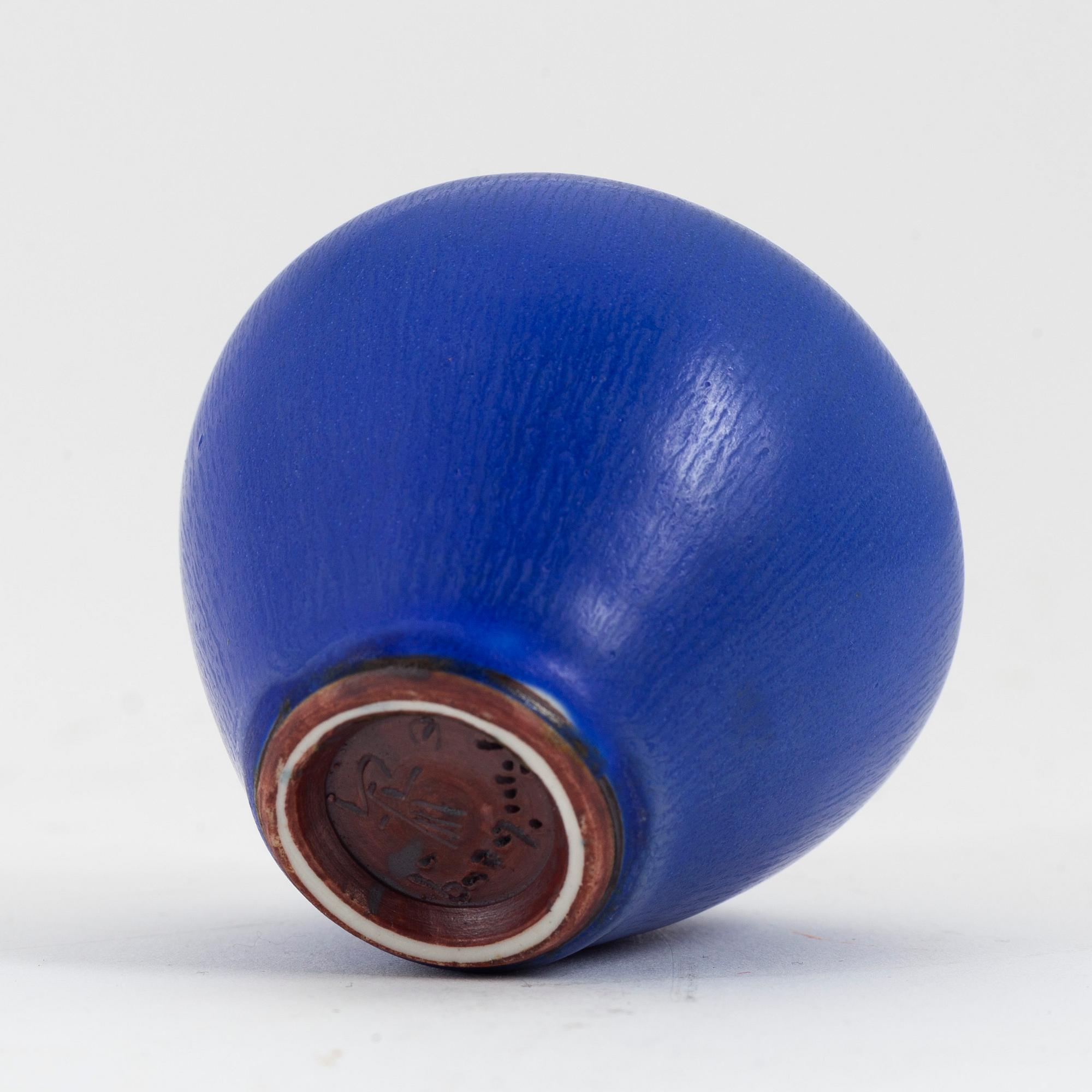 Berndt Friberg, a stoneware vase, Gustavsbergs studio, 1963.