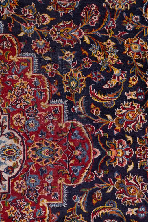Carpet, Keshan, approx. 400 x 295 cm.