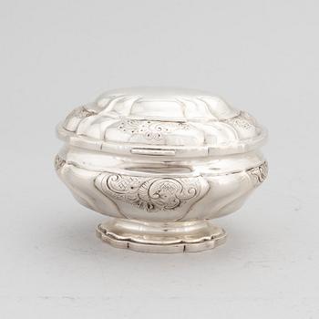 A silver sugarbox by Clement, Copenhagen 1880.