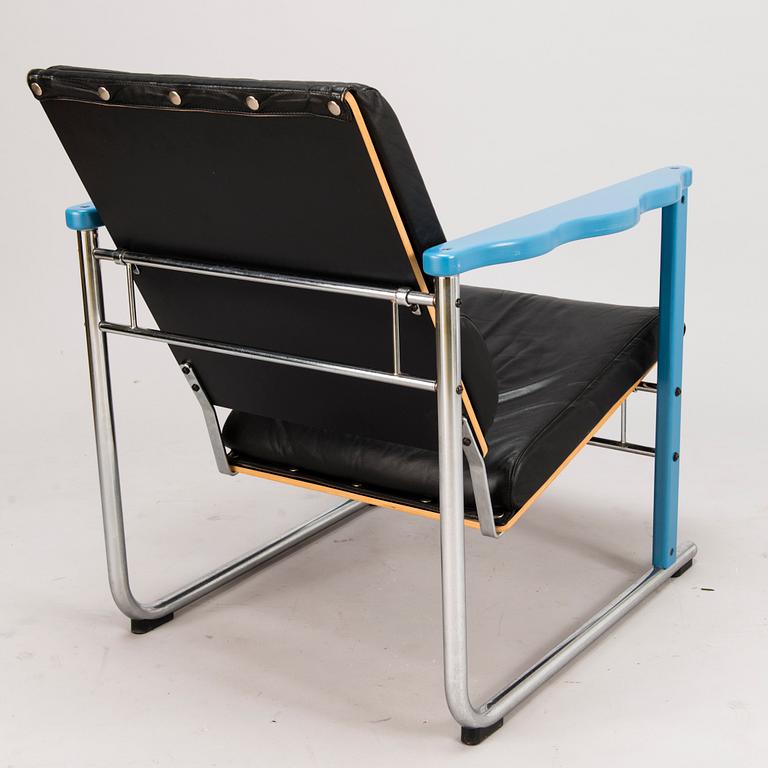 YRJÖ KUKKAPURO, A 1980s 'Experiment' lounge chair for Avarte, Finland.