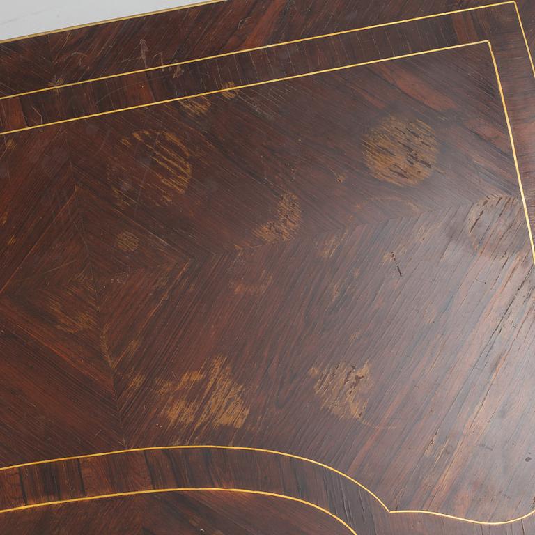 An early 20th Century Art Nouveau desk, Germany, stamp J Groschkus, Berlin.