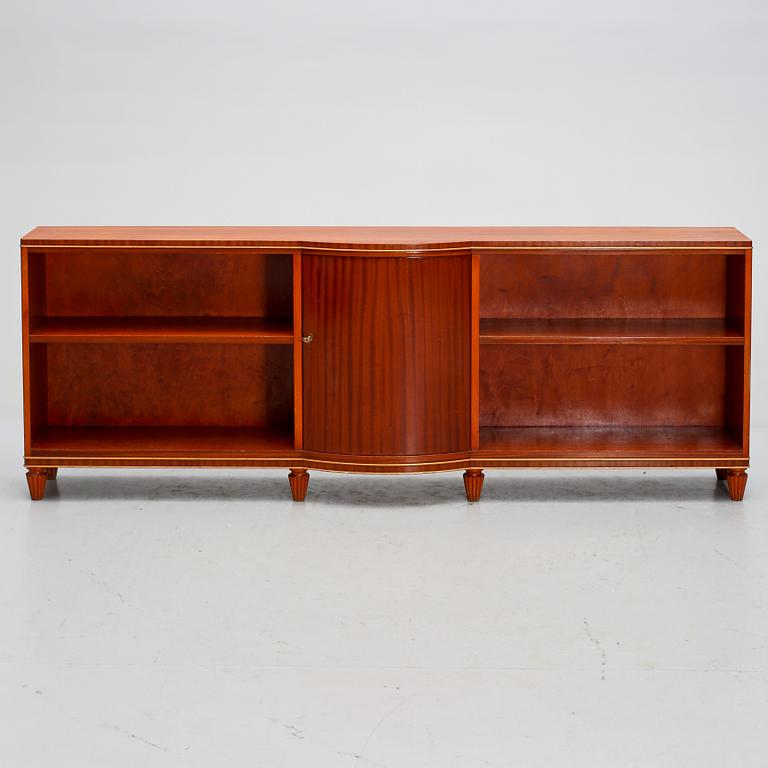 SIDEBOARD, 1900-talets andra kvartal.