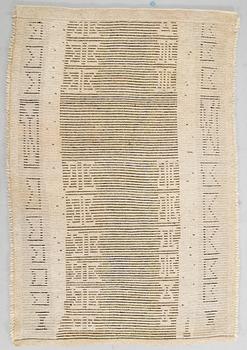 Kirsti Ilvessalo, A Finnish long pile ryijy rug for The Friends of Finnish Handicraft. Circa 150 x 100 cm.