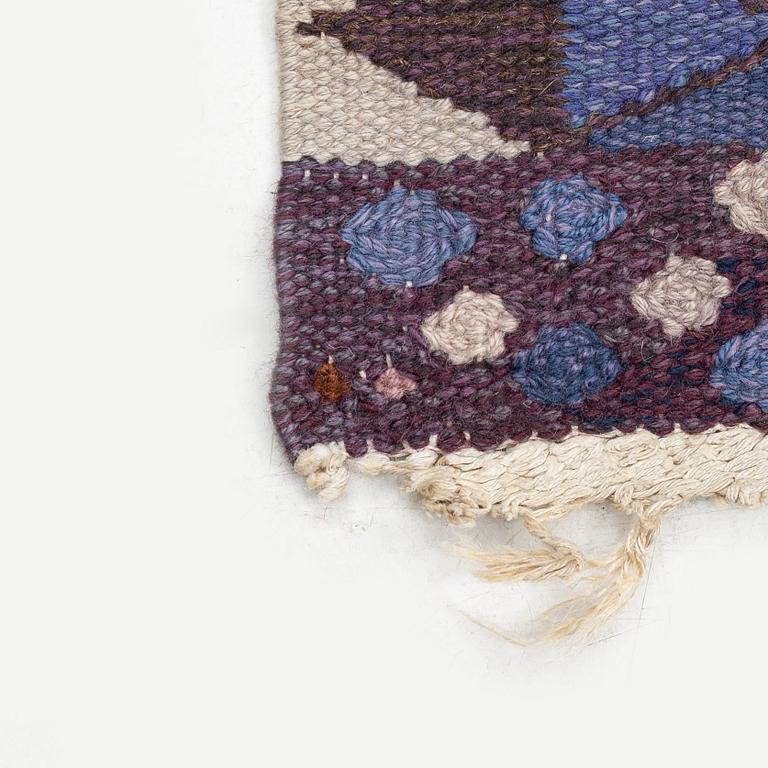 Marianne Richter, a carpet, 'Josefina, blå', tapestry weave, ca 264 x 211 cm, signerad AB MMF MR.