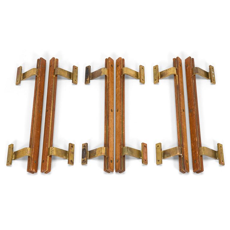 Aarne Olavi (Olli) Kuusi, dörrhandtag, tre par, modell 205, tillverkare Primo Oy, 1900-talets senare hälft.