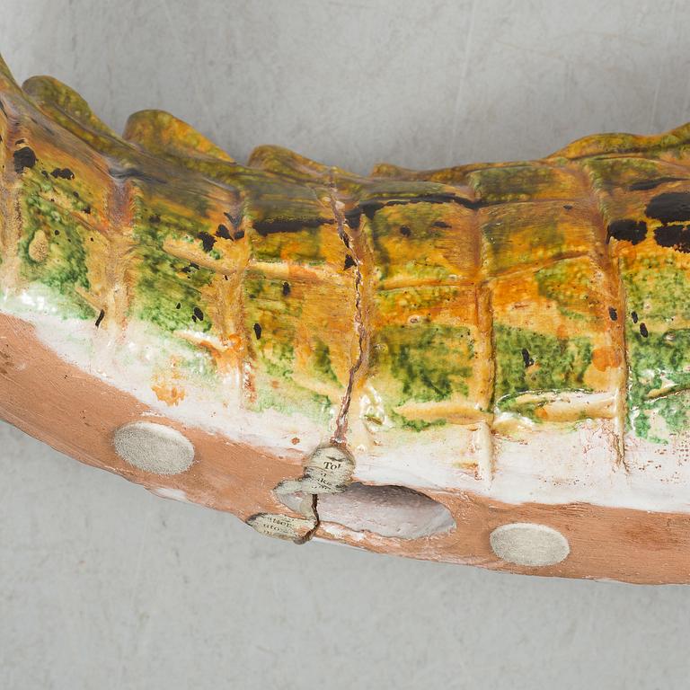 a ceramic crocodile sculpture from the second half of the 20th century.