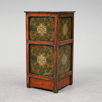 A Chinese wooden cabinet, 20th century.