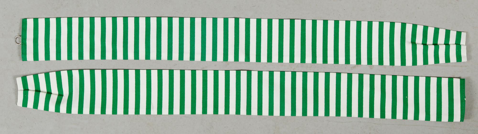 GARDINER, 1 par, GARDINOMTAG 1 par , samt HISSGARDIN, Josef Frank, Firma Svenskt Tenn.