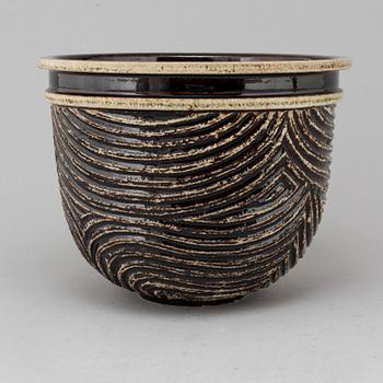 BRITT-LOUISE SUNDELL, ytterfoder, stengods, Gustavsberg Studio, signerat BS.