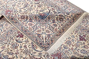 Matta, Nain, part silk, 6 laa, ca. 363 x 249 cm.