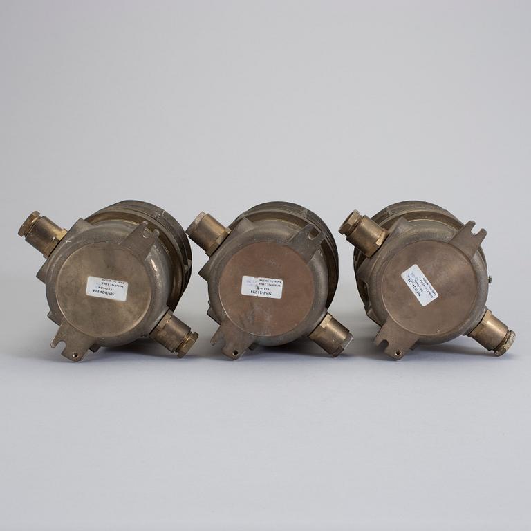 FARTYGSLAMPOR/MÄSSBELYSNING, 3 stycken. 1900-tal.