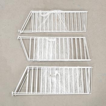 Nils Strinning, Stringhyllor, String Design AB, inköpta 2023.