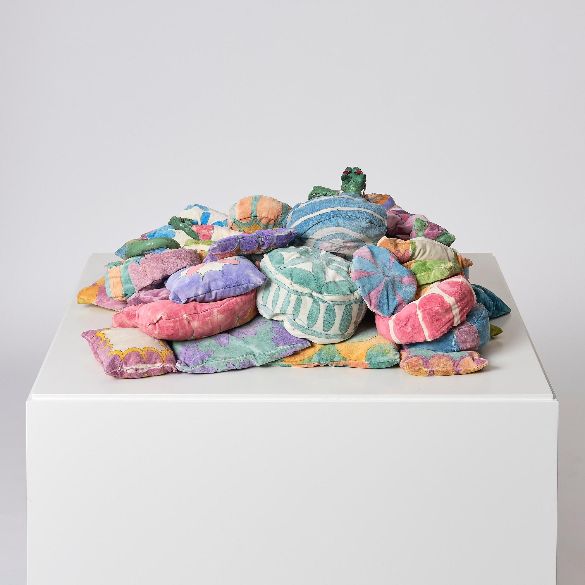 Nathalie Djurberg & Hans Berg, "Dragon on Pillows".