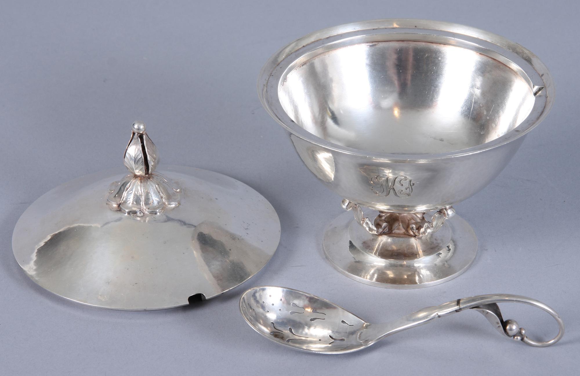 SOCKERSKÅL samt SKED, silver, K. Andersson, 1924 samt Georg Jensen, 1915-1930.