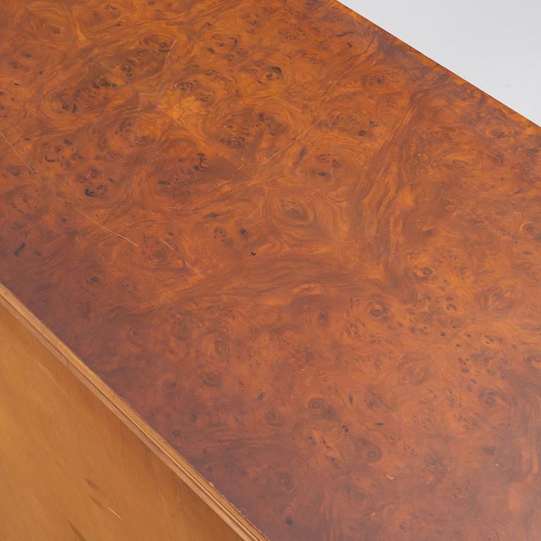 Cabinet, Swedish modern, first half of the 20th century.