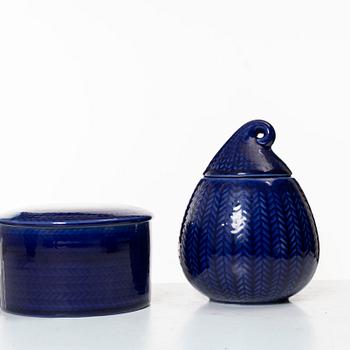 Hertha Bengtson, dinner and coffee service, 'Blå Eld', Rörstrand (63 pieces).