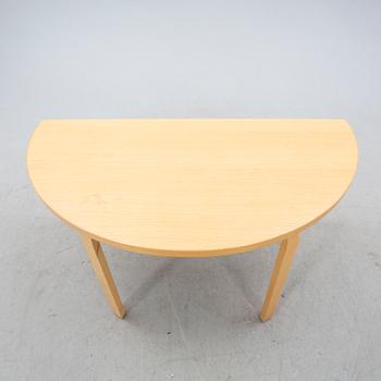 Alvar Aalto, bord modellnr 95, Finland 2000-tal.