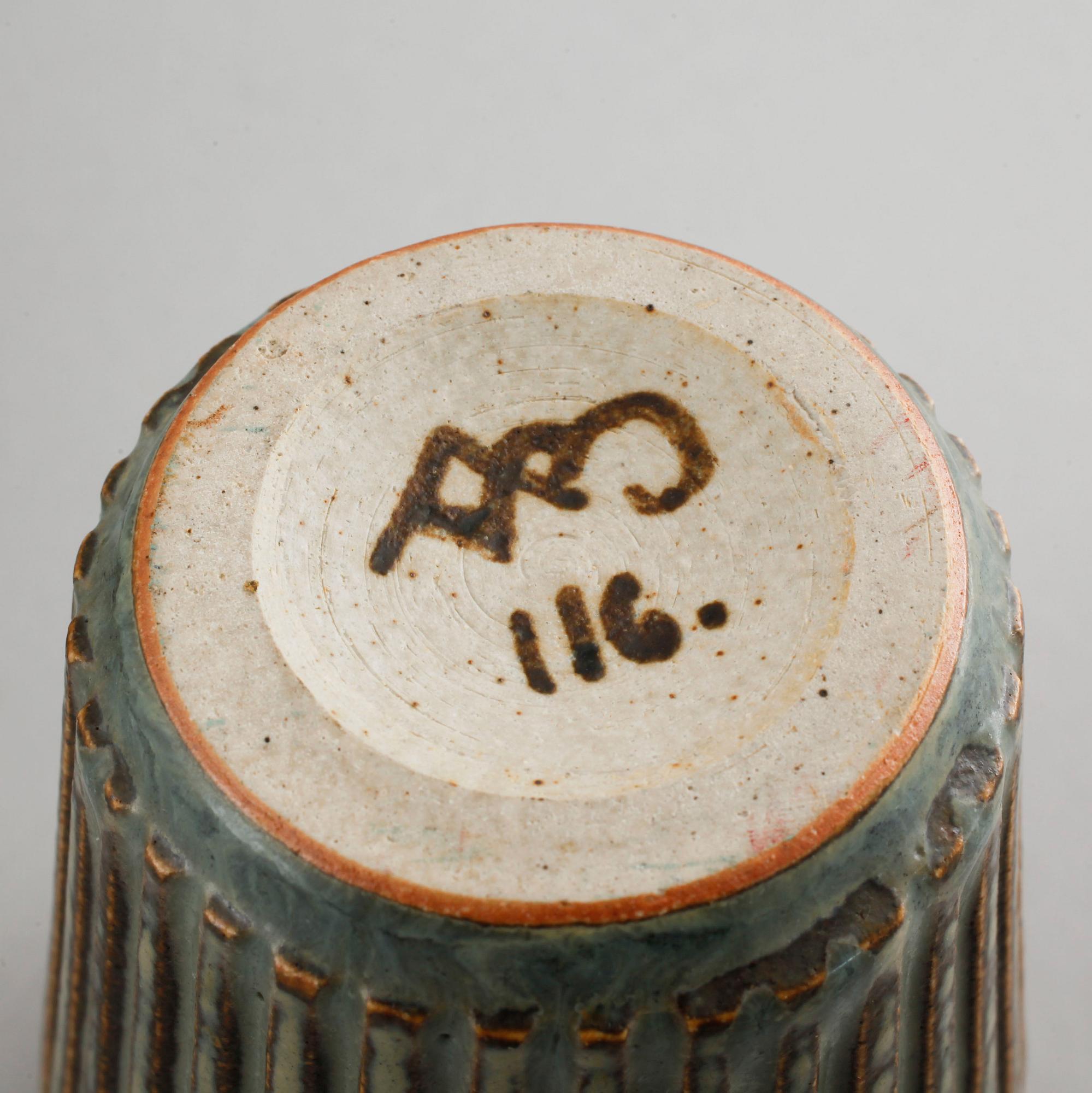 Two stoneware vases by Arne Bang, Denmark, second half of the 20th century.