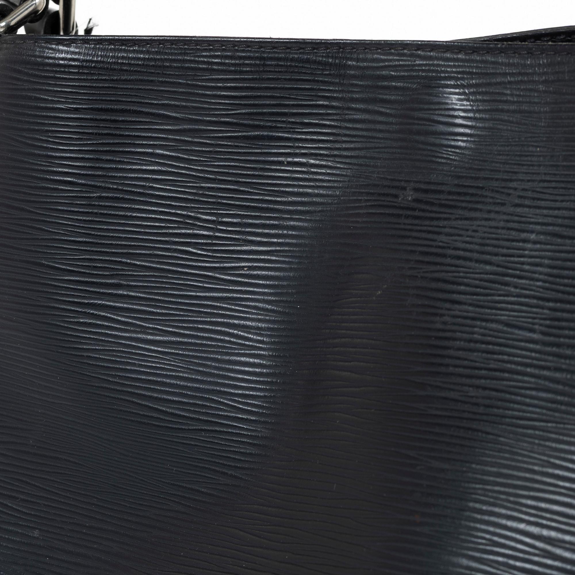 Louis Vuitton, Bag, "Mandara MM".