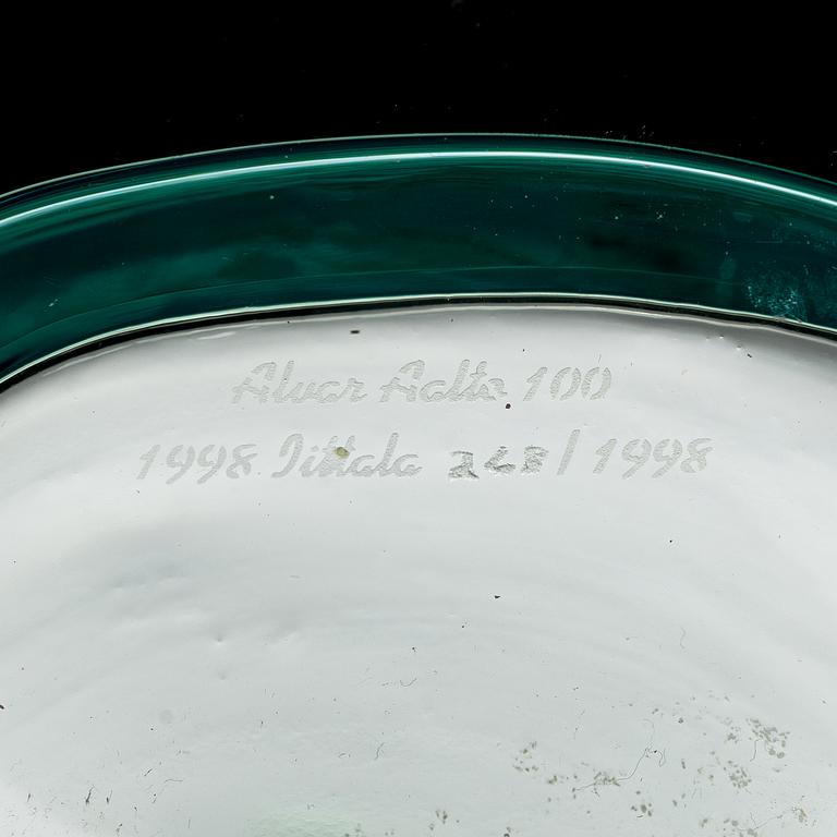 Alvar Aalto, maljakko, signeerattu Alvar Aalto 100 1998 Iittala 268/1998.
