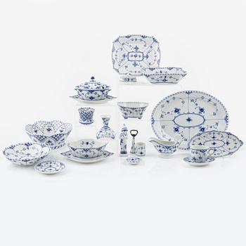 39 pieces of a 'Musselmalet' porcelain service, Royal Copenhagen, Denmark.
