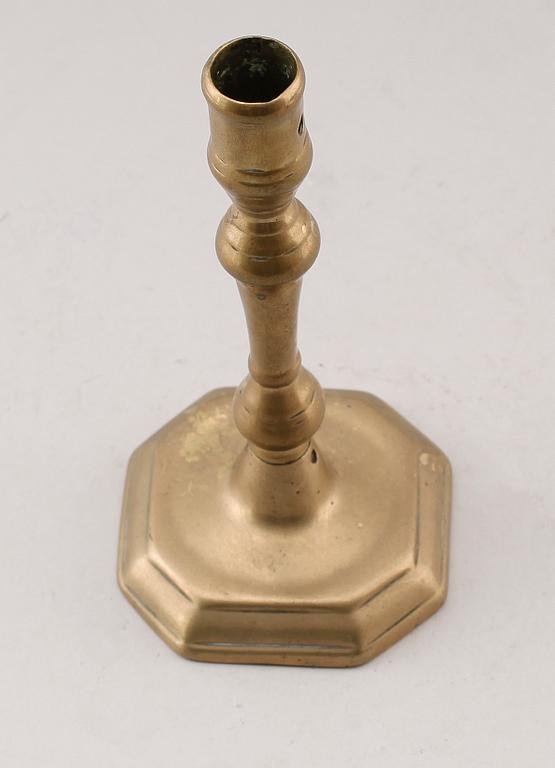 LJUSSTAKE, mässing, 1700-tal.
