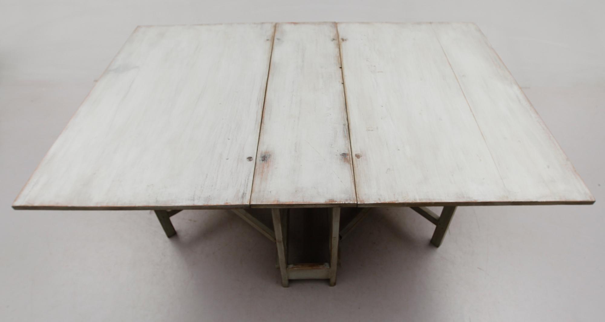SLAGBORD, 1800-talets första hälft.