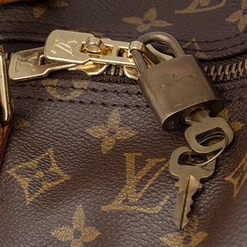 LAUKKU, "Keepall 55", Louis Vuitton.