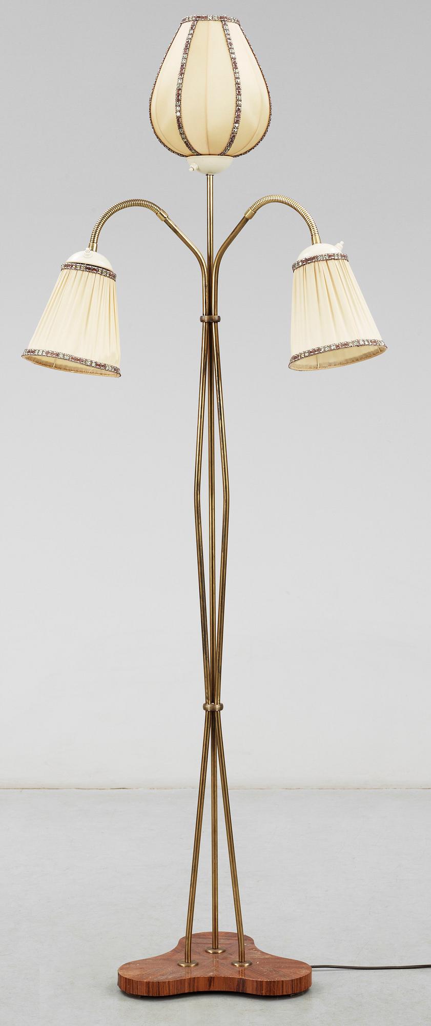 GOLVLAMPA, 1900-talets mitt.