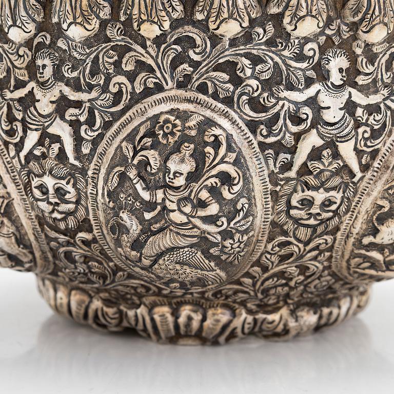 Malja, hopeaa, Intia/ Sri Lanka, mahd. 1900-luvun alku.
