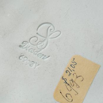 FIGURINER, 3 st, porslin, bl a Dresden, 1900-tal.