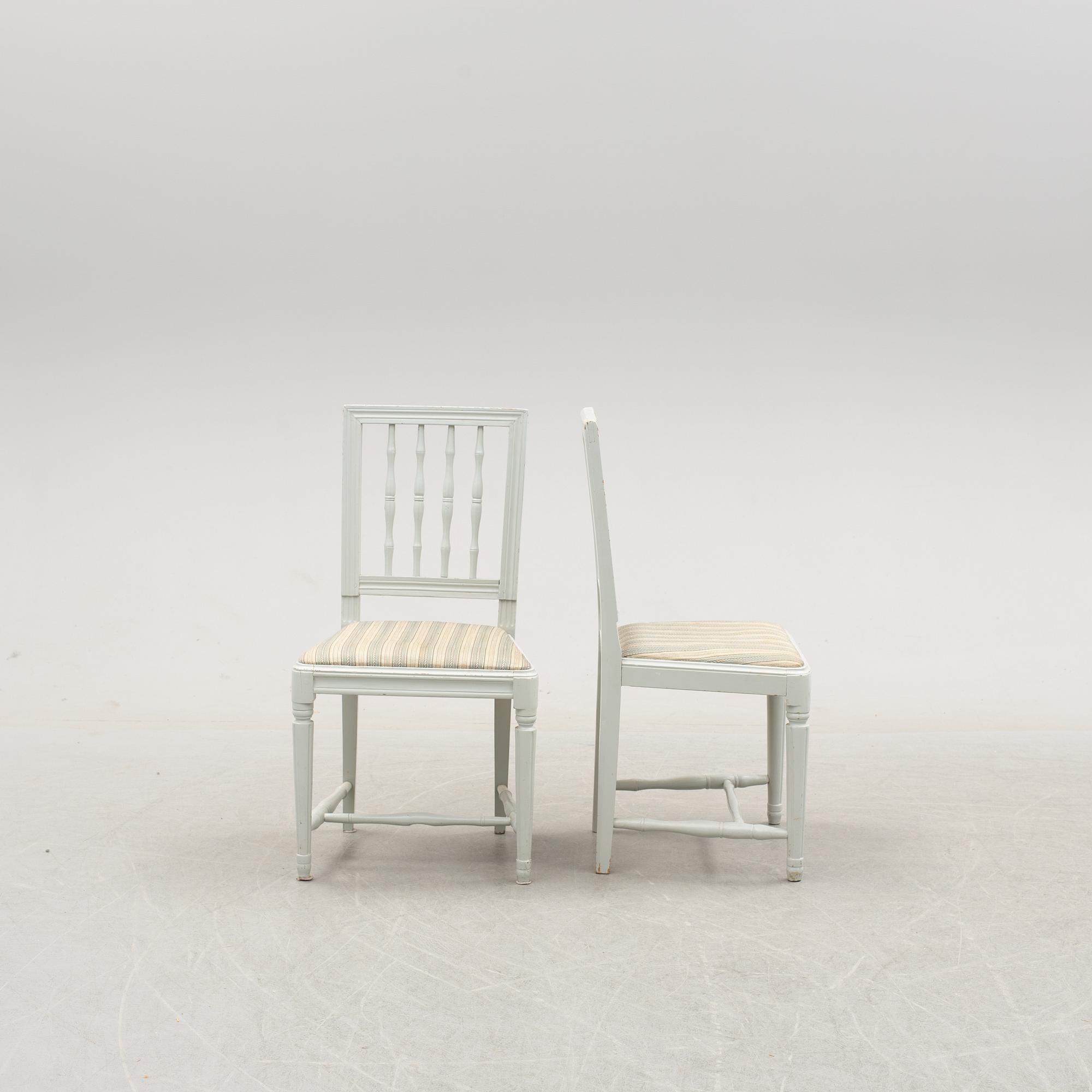 STOLAR, ett par, sengustavianska, omkring år 1800.