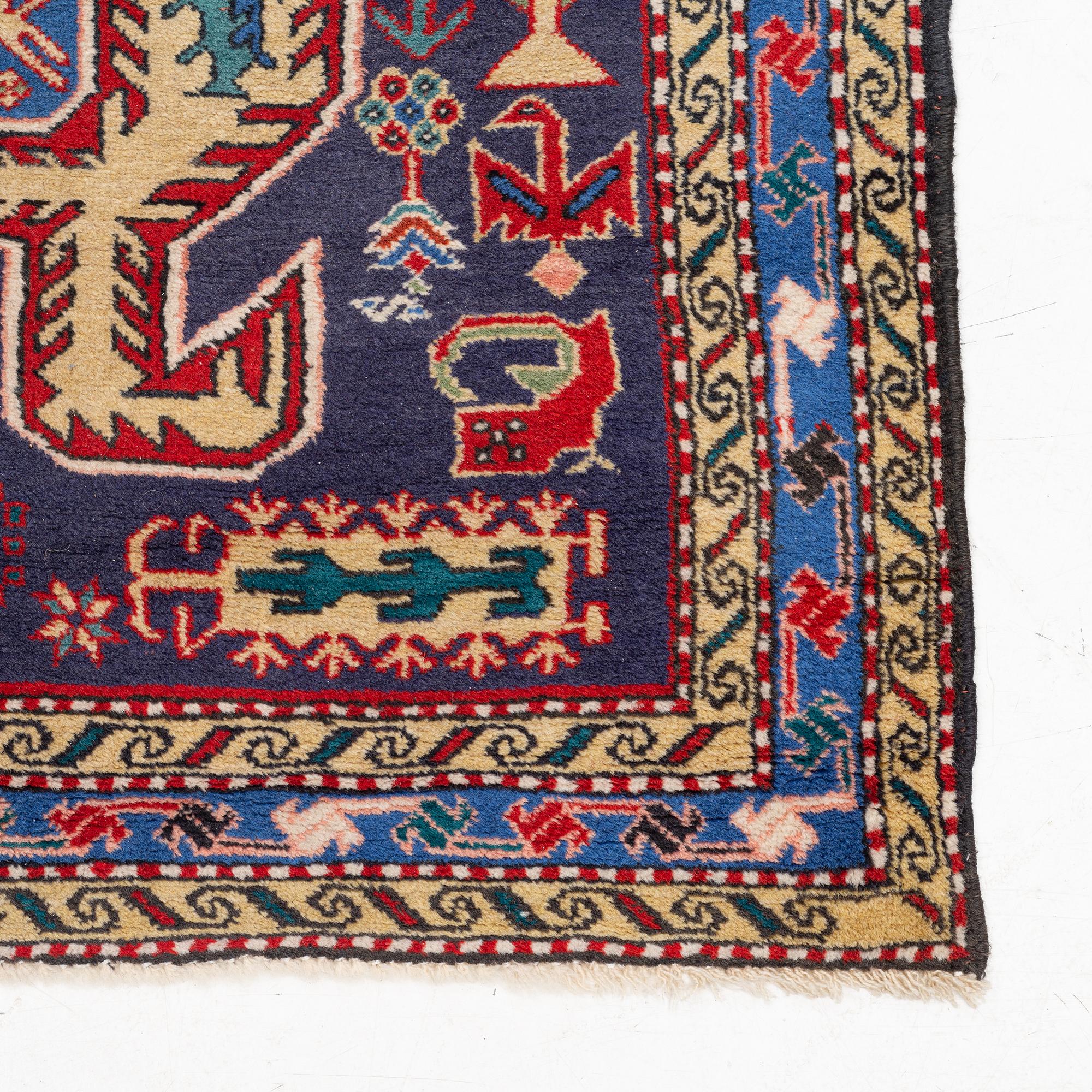 A runner carpet, Northwest Persian, approx. 356 x 114 cm.