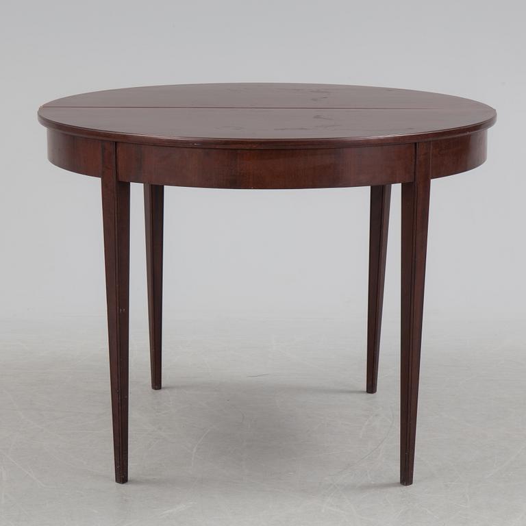 SIDE TABLE / FOLDING DINNER DEMI LUNE TABLE, mahogany, 20th century.