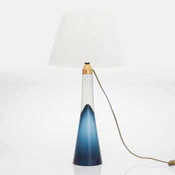 Lisa Johansson-Pape, mid-20th century '40-013' 'Lady' table lamp for Stockmann Orno.