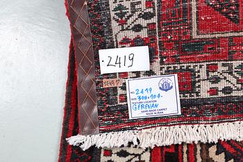 A runner, Sarab, ca 348 x 104 cm.