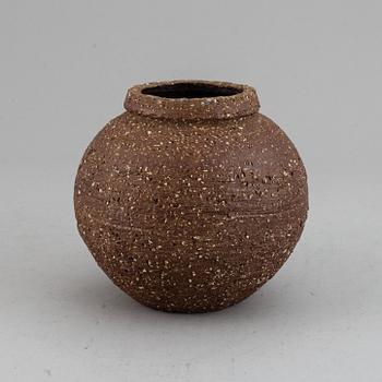 GUNNAR NYLUND, a stoneware vase, Rörstrand Lidköping, 1940s.