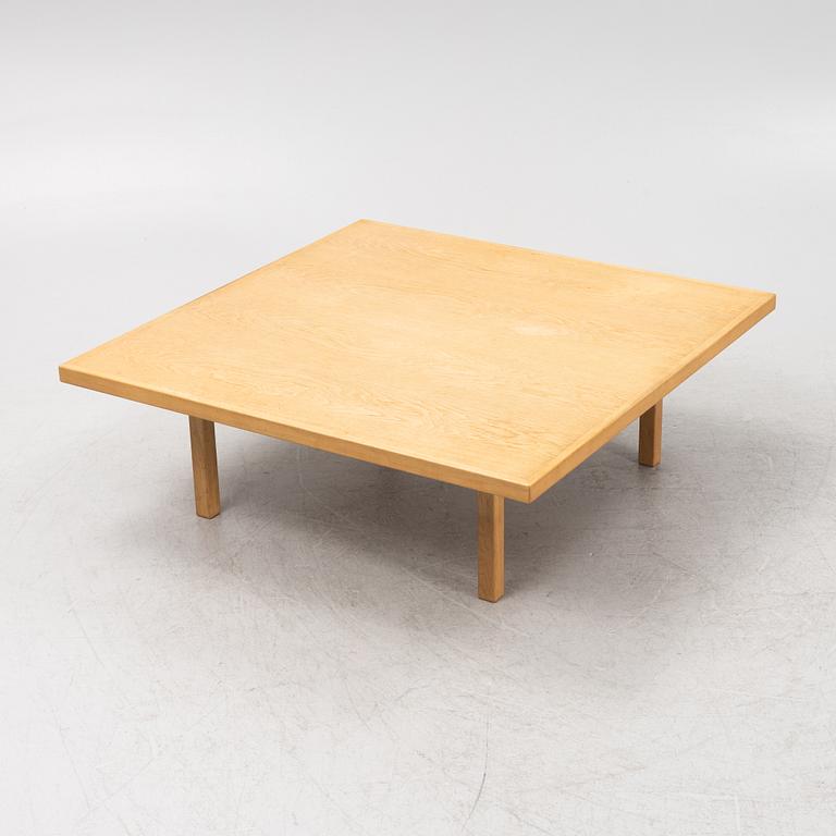 An oak coffee table, second half of the 20th century.