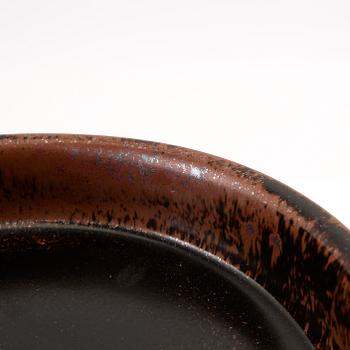 Stig Lindberg, footed bowl from Gustavsberg studio, late 20th century stoneware.