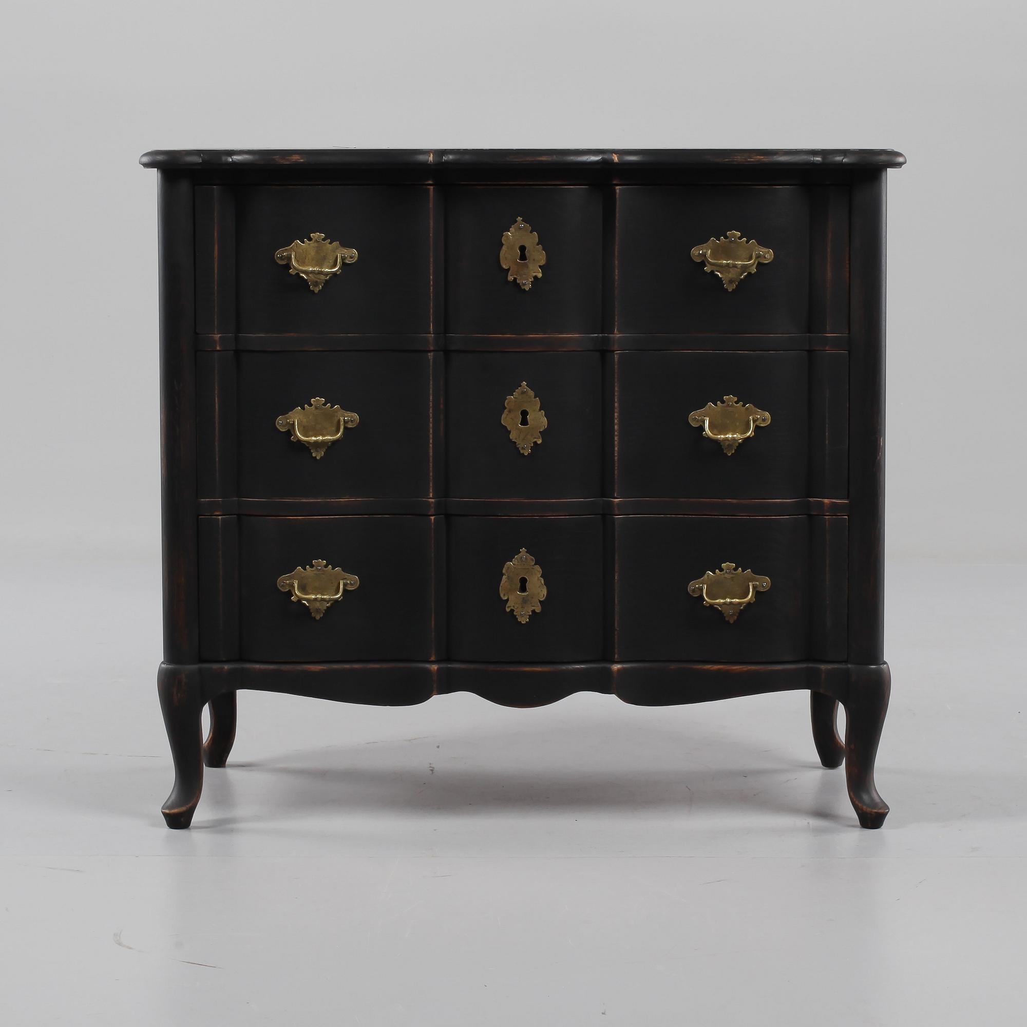 BYRÅ, barockstil, omkring 1900-talets mitt.