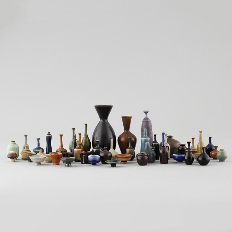 49 stoneware miniatures, mainly from Höganäs, 20th century.