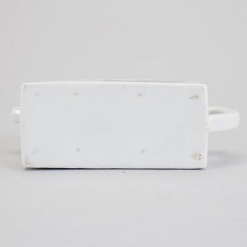 TEKANNA, porslin, Kina, omkring sekelskiftet 1900.