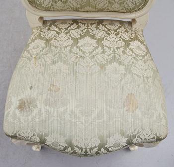 KARMSTOLAR OCH STOLAR, 6 st, rokokostil, 1900-talets första hälft.